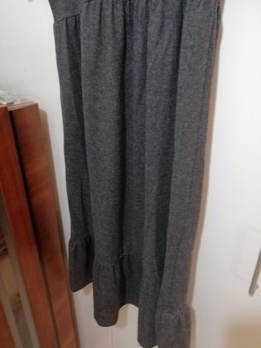 Vestido cinza mesclado da zara novo