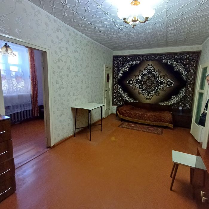 Продаж 2 кімн. кв./1/2, з прибудовою,центральний ринок