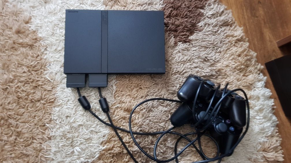Продам Playstation 2slim