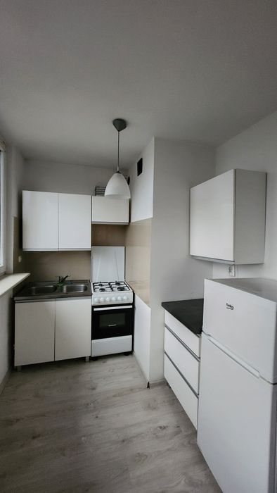 Najem okazjonalny 2pok. Os F. Niski blok, bezpośrednio czynsz w cenie