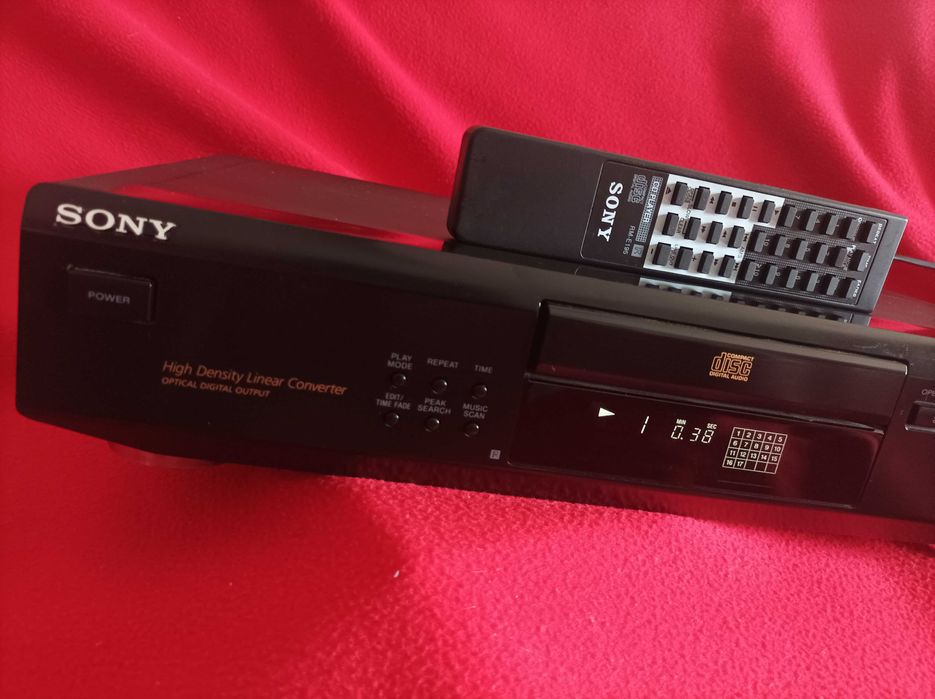 Sony CDP-XE500 -  Compact Disc Player - Com Controlo Remoto - Vintage