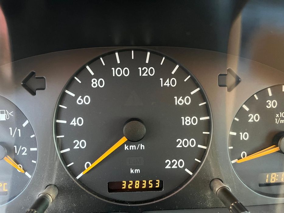 Mercedes ML 230 W163