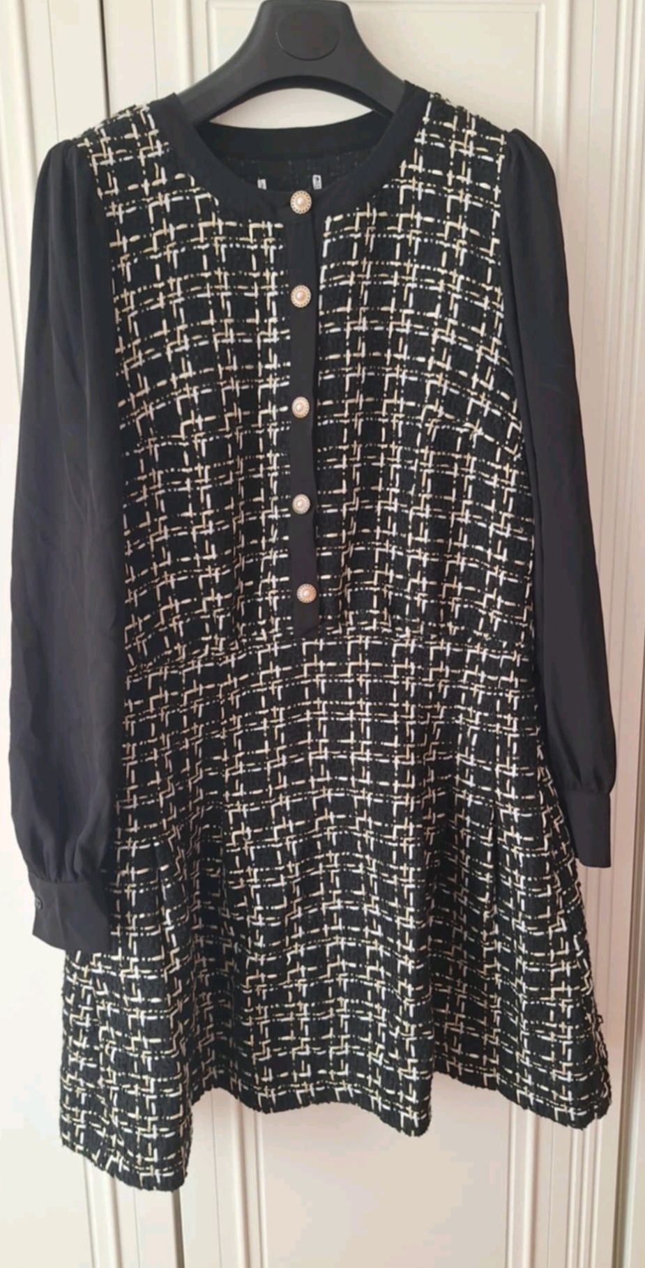 Sukienka tweed tweedowa 38 40 złota nitka