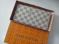 Portfel Louis Vuitton z pudełkiem
