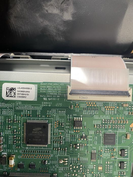 Продам телевізор Samsung UE40EH5007K по запчастинах (бита матриця)