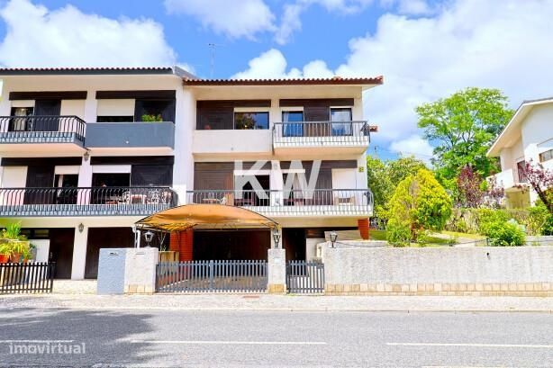 Venda De Moradia T6 Em Alcobaça, Portugal