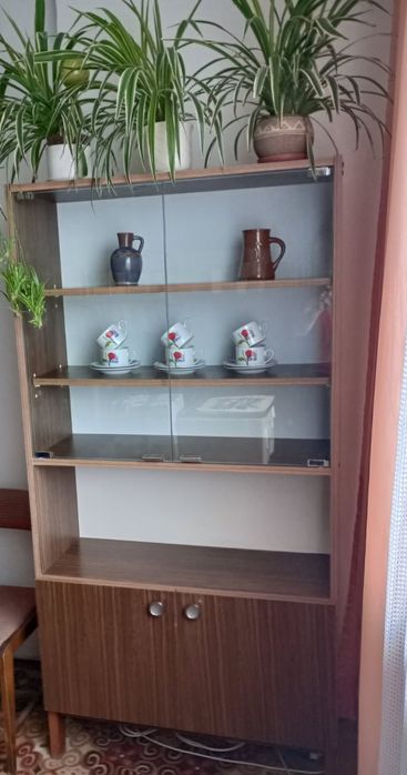 Witryna ze szkłem PRL