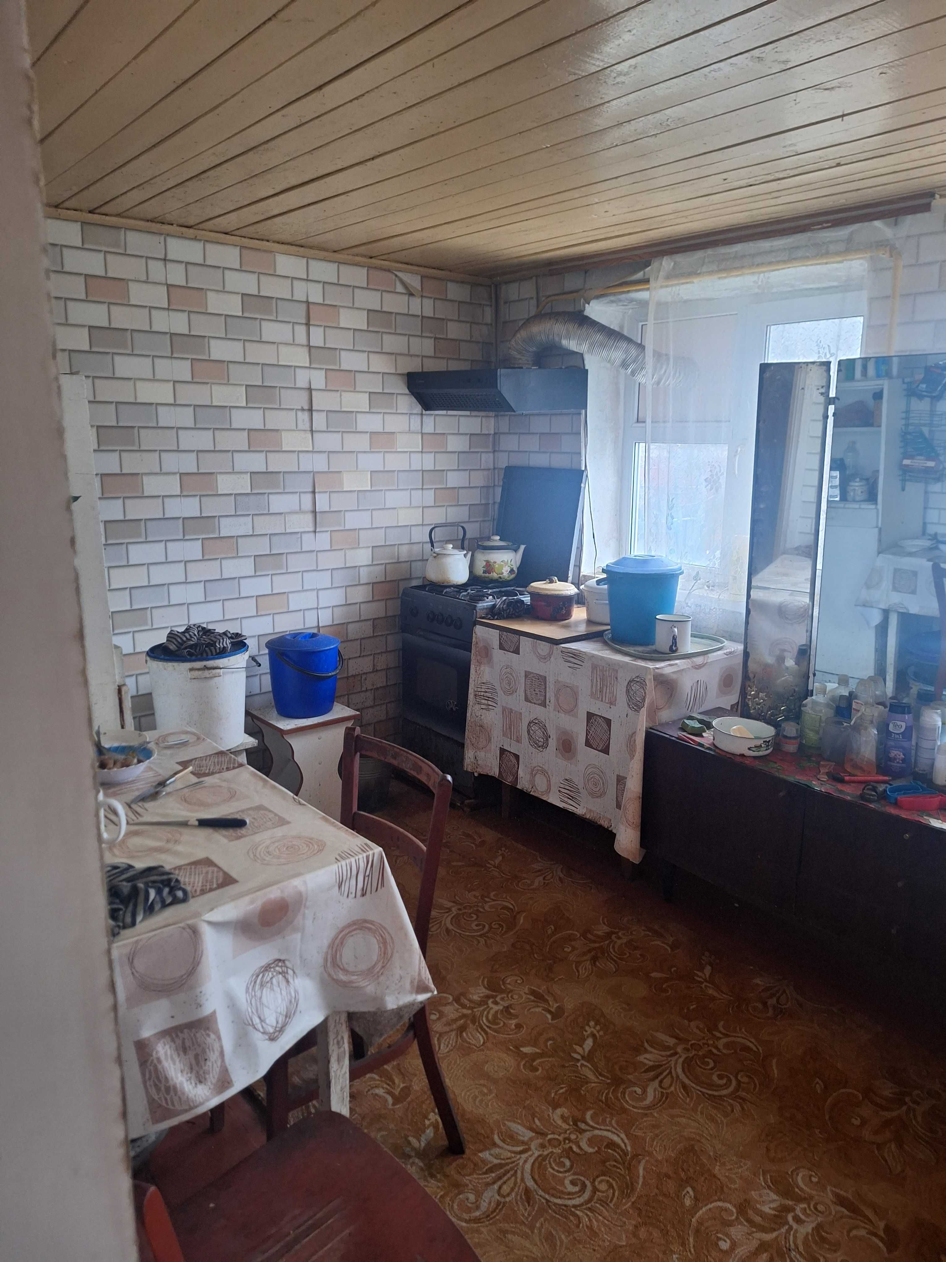 Продам цегляний будинок в с.Великі Гуляки