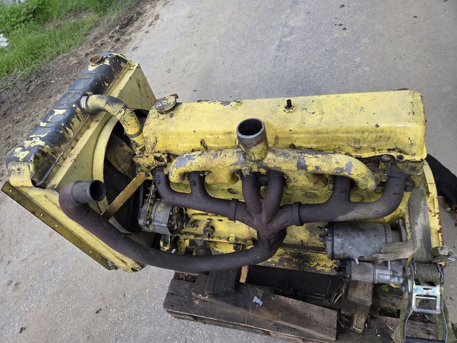 Silnik ford / new holland 6 cylindrów