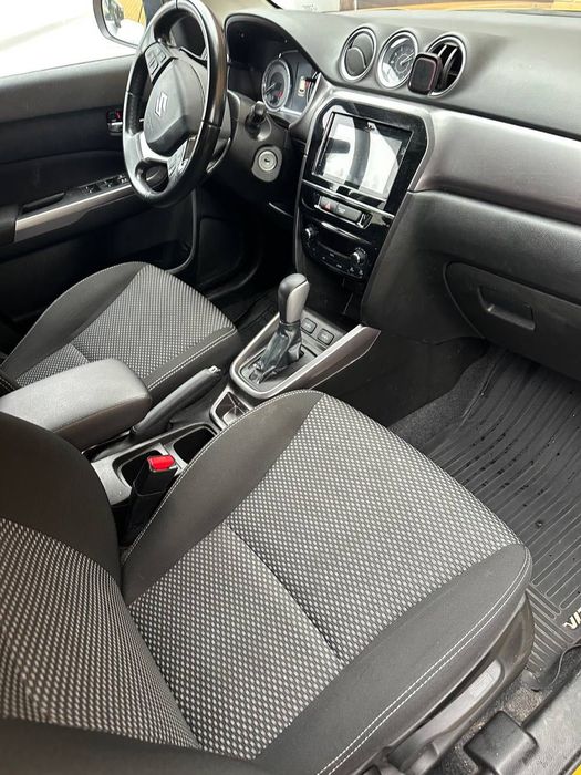 Suzuki Vitara-надійний та екомний автомобіль