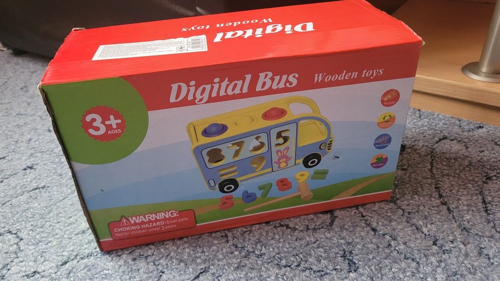 Дерев'яний сортер Автобус з молотком