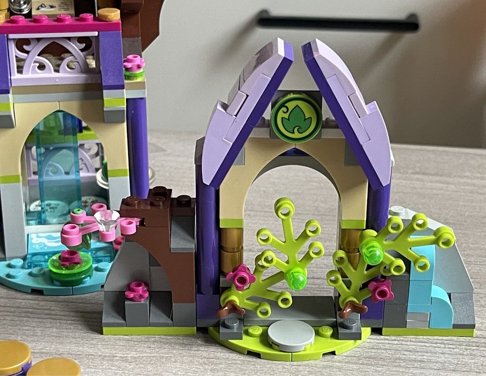 Конструктор LEGO Elves Небесный замок Скайры 41078