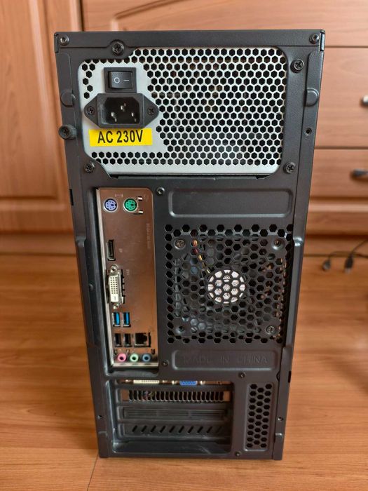 Компютер Core i3-6100 8 гб ddr4 GT 440 1 ГБ SSD та HDD