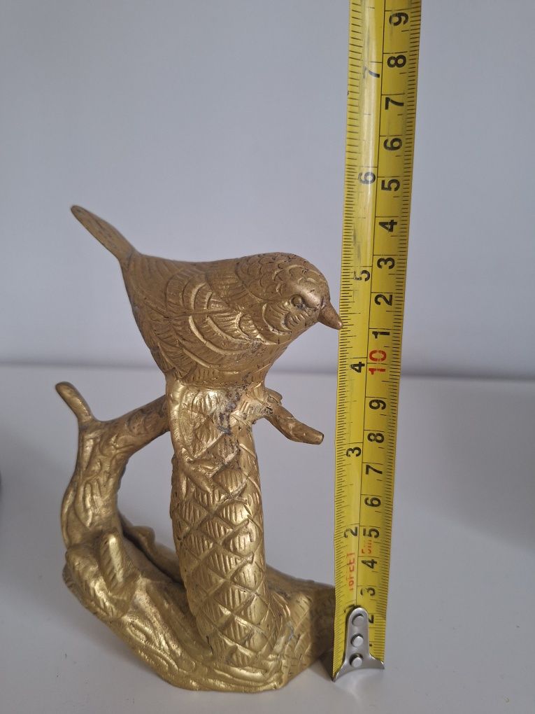 Mosiężna figurka Ptak na konarze drzewa