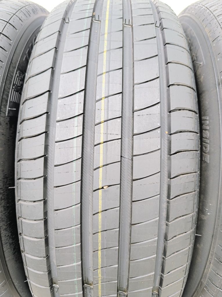 Nowe 2024 rok za 51% ceny 205/55R17 91W Michelin Primacy 4 M0 Mercedes