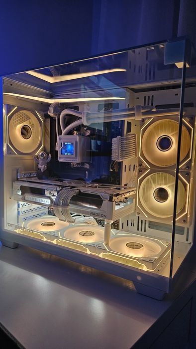 Bialy Komputer Gamingowy/AM5 7500F/RX 9070 16 GB/32 Gb DDR5/1 Tb SSD/