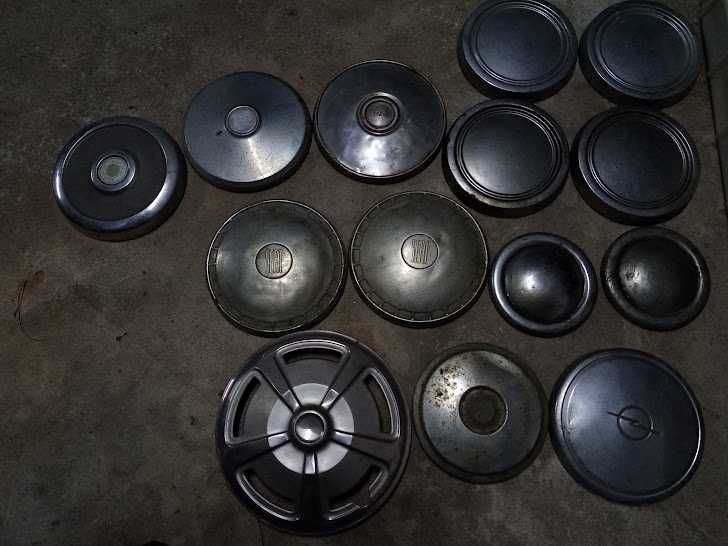 Tampões de rodas e Puxadores para automoveis classicos