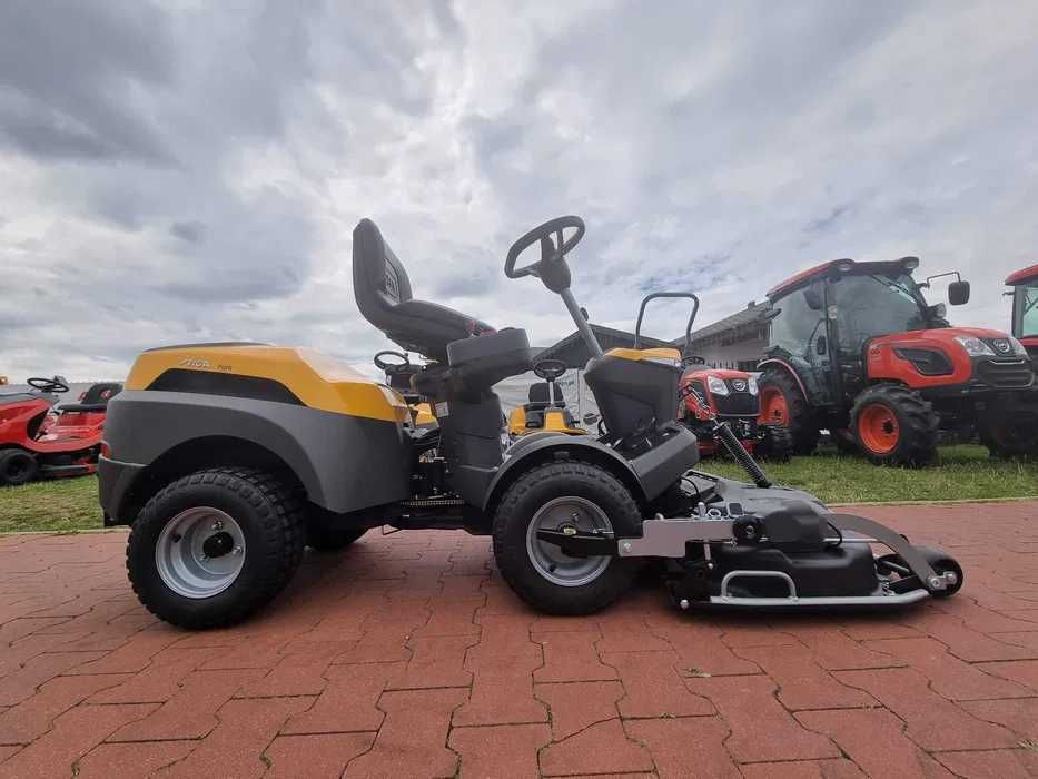Kosiarka Raider Stiga 500 WX napęd 4x4 zestaw z agregatem koszącym