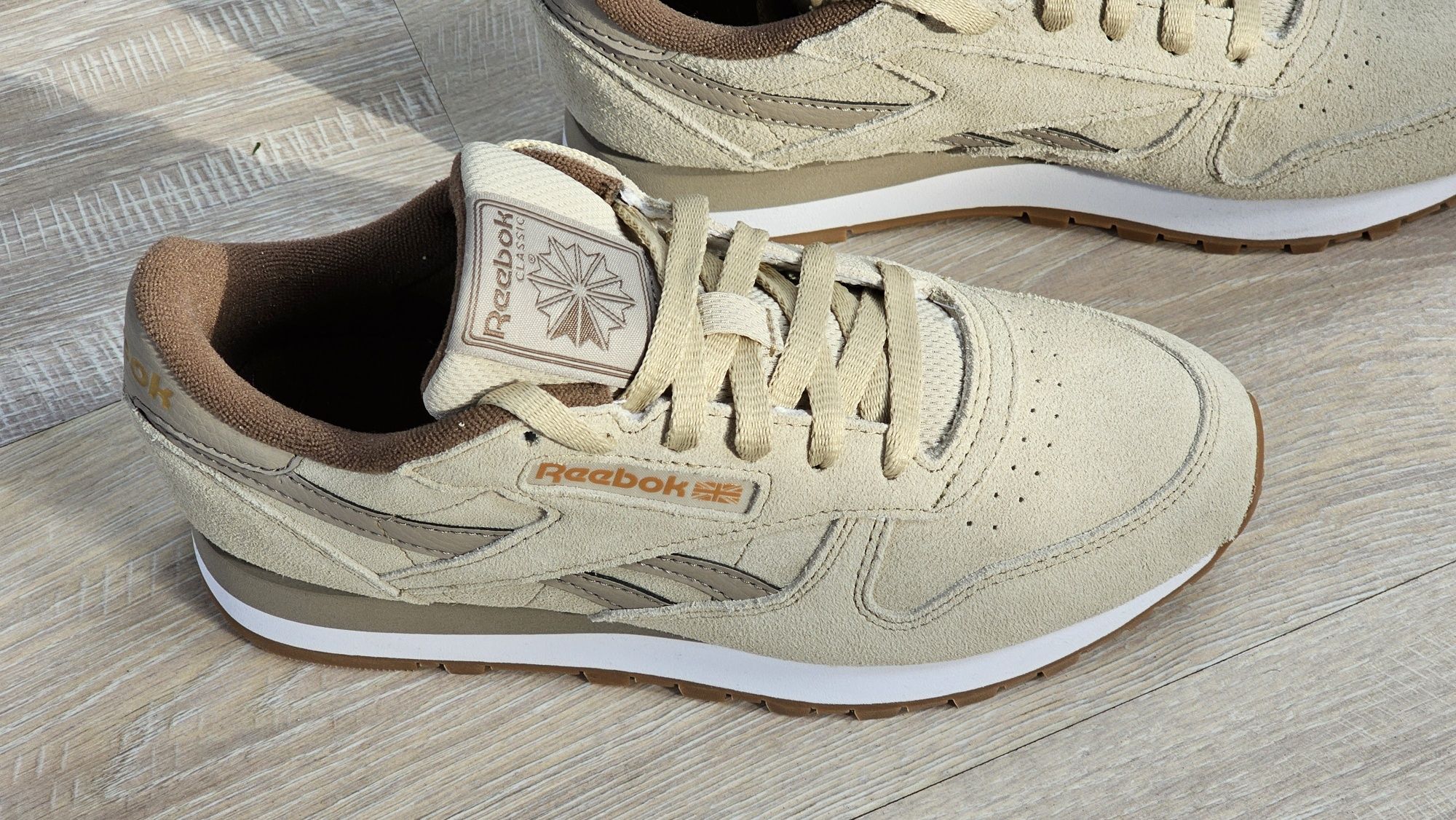 Buty Reebok Classic Leather Suede, rozmiar 37,5