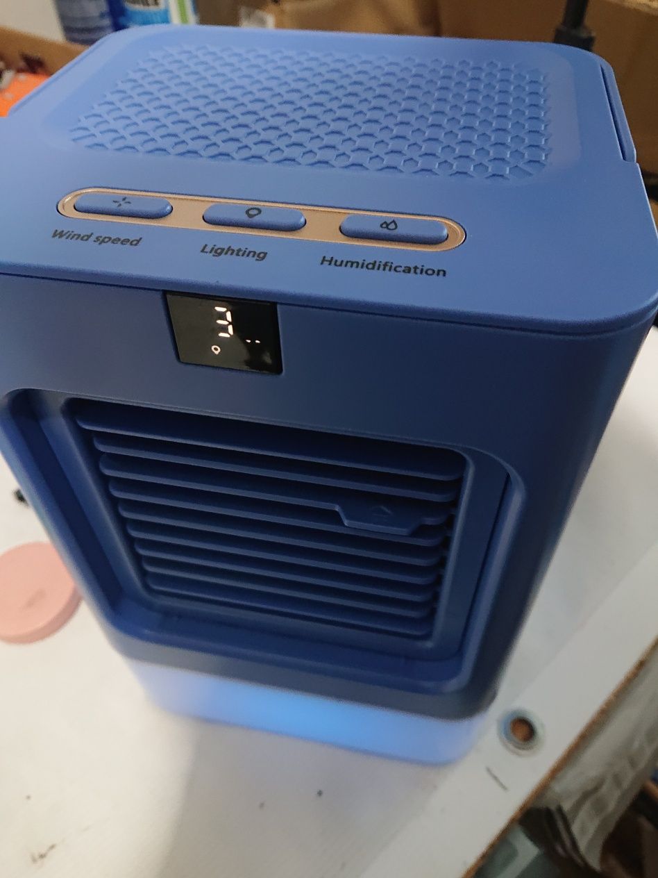 Przenośny Mini klimatyzator wewnętrzny chłodna mgiełka podświetlenie