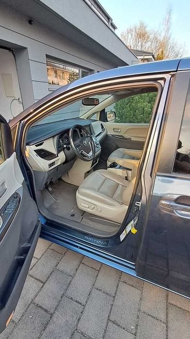 Toyota Sienna 2017