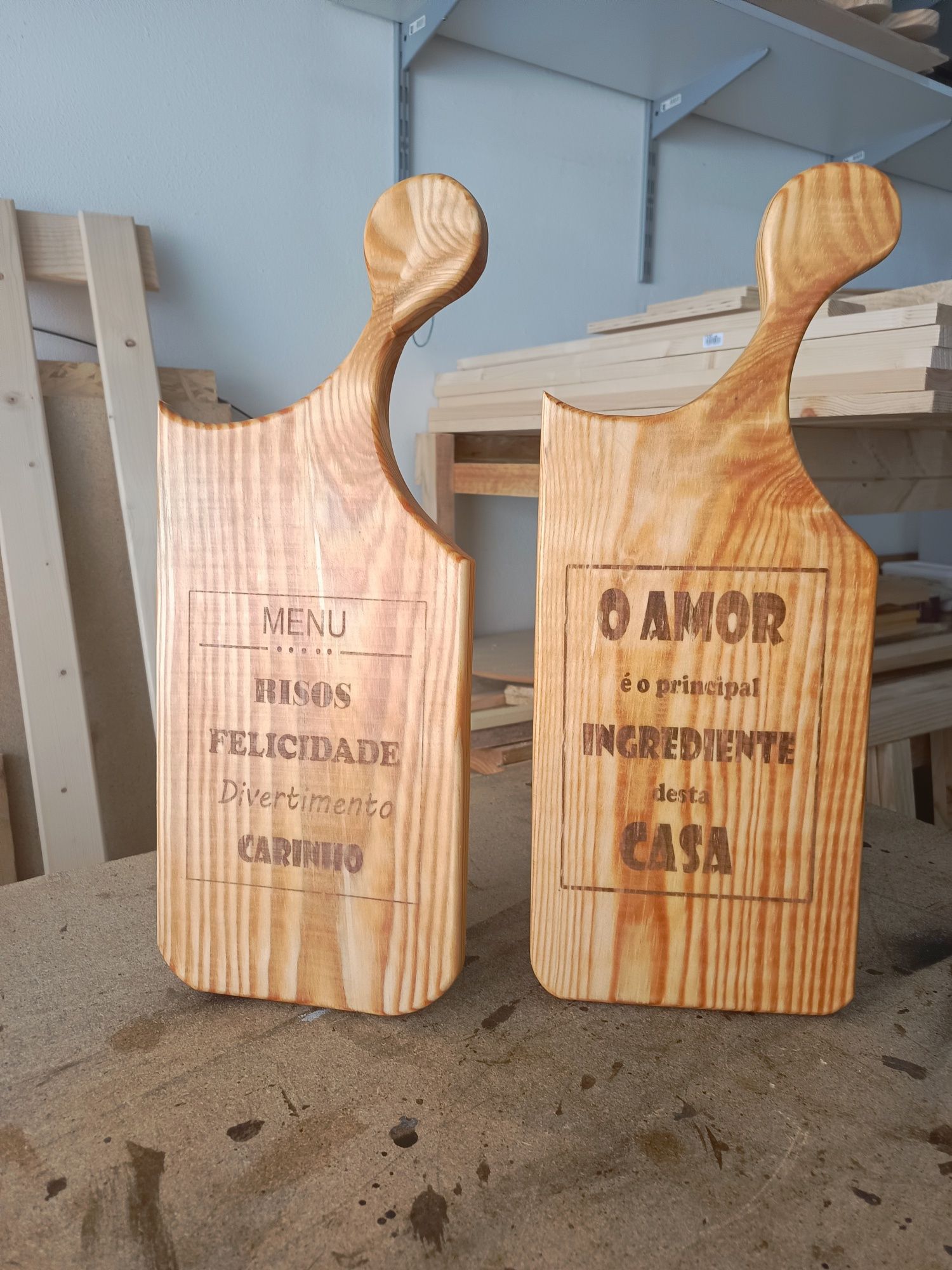 Tábuas de mesa em pinho