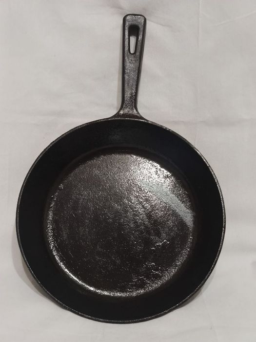 Сковородка чугунная времен СССР 25см