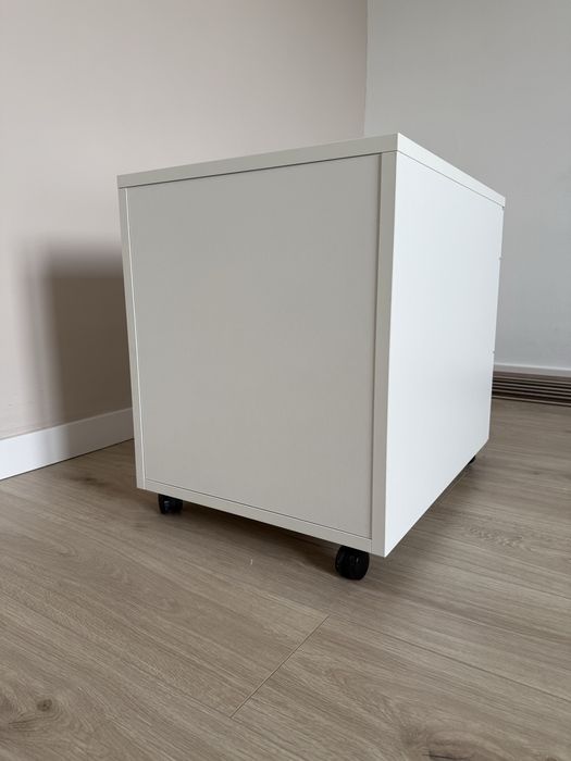 Galant Ikea Komoda na kółkach nowa
