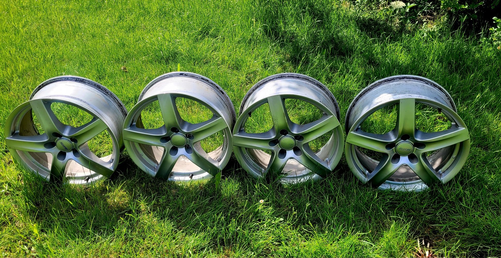 Alufelgi alutec grip polar 18 cali 8Jx18 H2 ET 45
