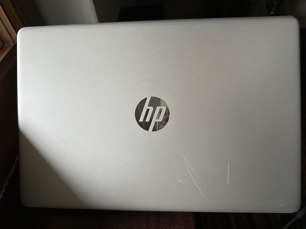 HP Laptop - 15s-eq0017nw 512 SSD, 8gb RAM, Ryzen 3500U, Win 11