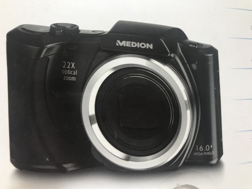 Фотоапарат Medion P44066 16 mp 22-fach zoom wi-fi 7.5cm LC-Display