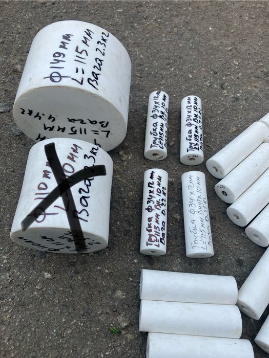 Фторопласт,фторопластові втулки,круг фторопластовий,кругляк фторопласт