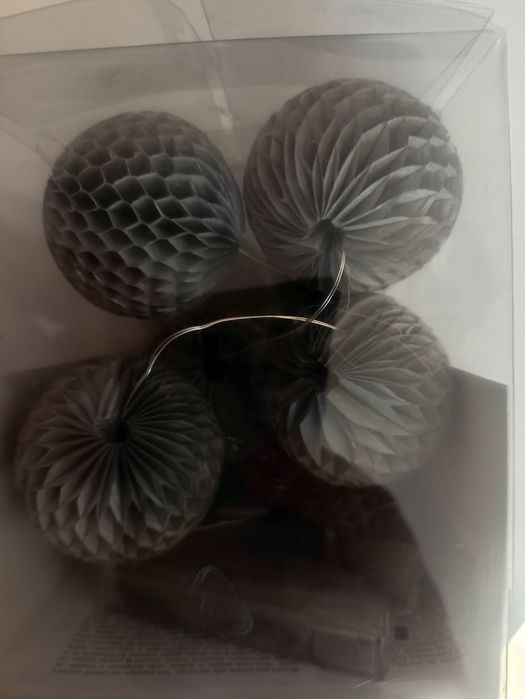 Zestaw lampek LED na baterie