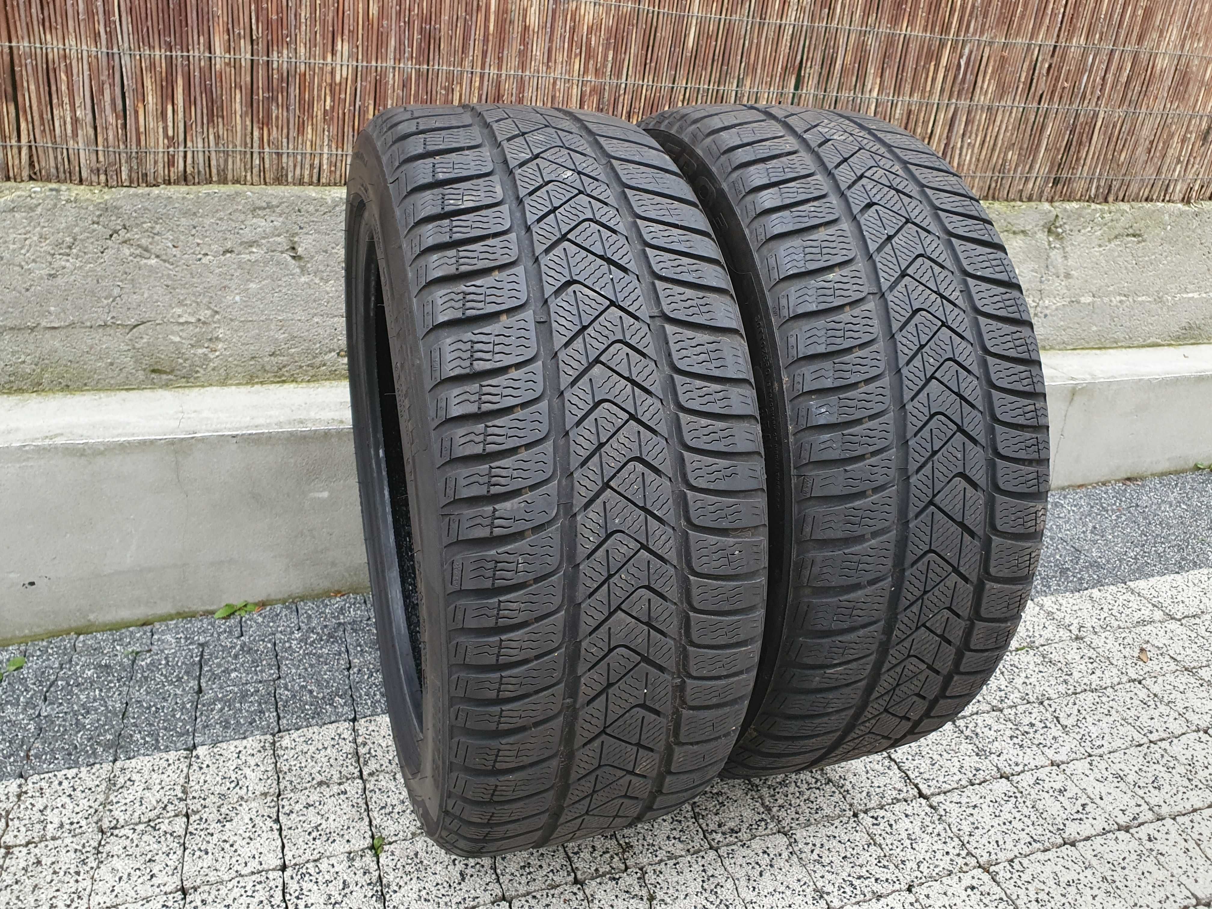 2x 235/45/18 94V Pirelli 5,7mm 2022r.