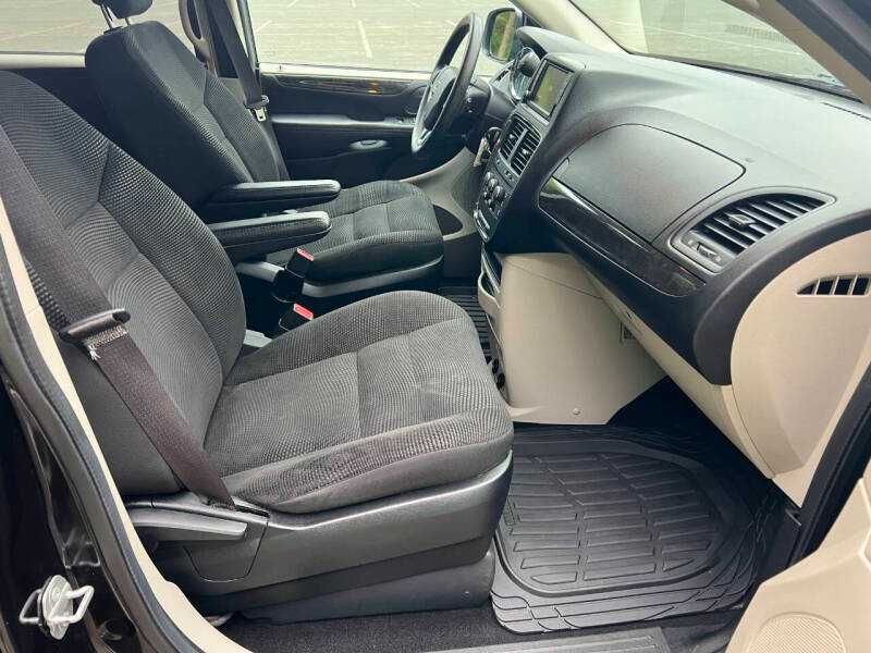 2020 Dodge Grand Caravan SE