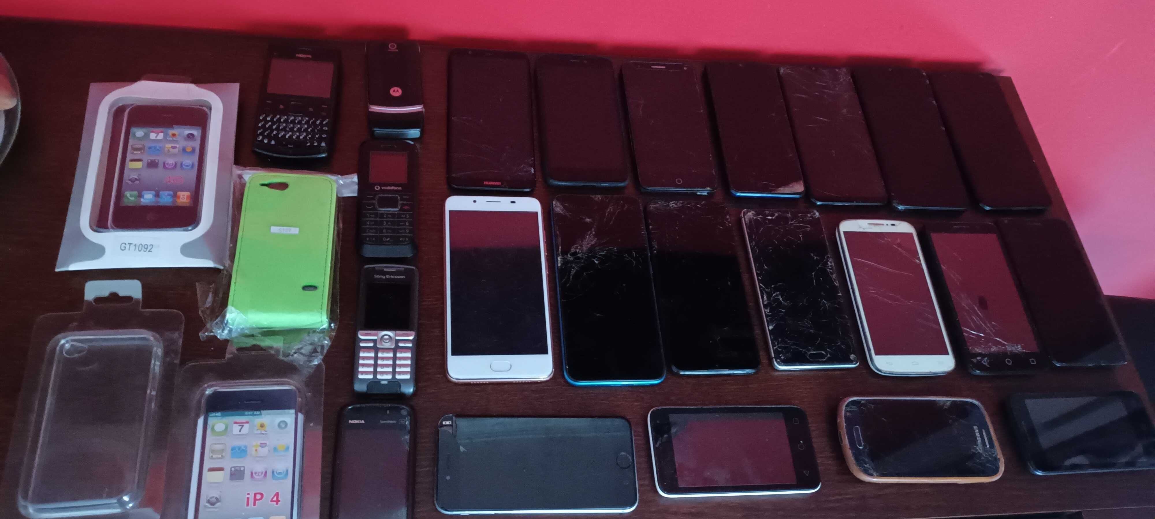 Lote de telemóveis para pecas e capas novas