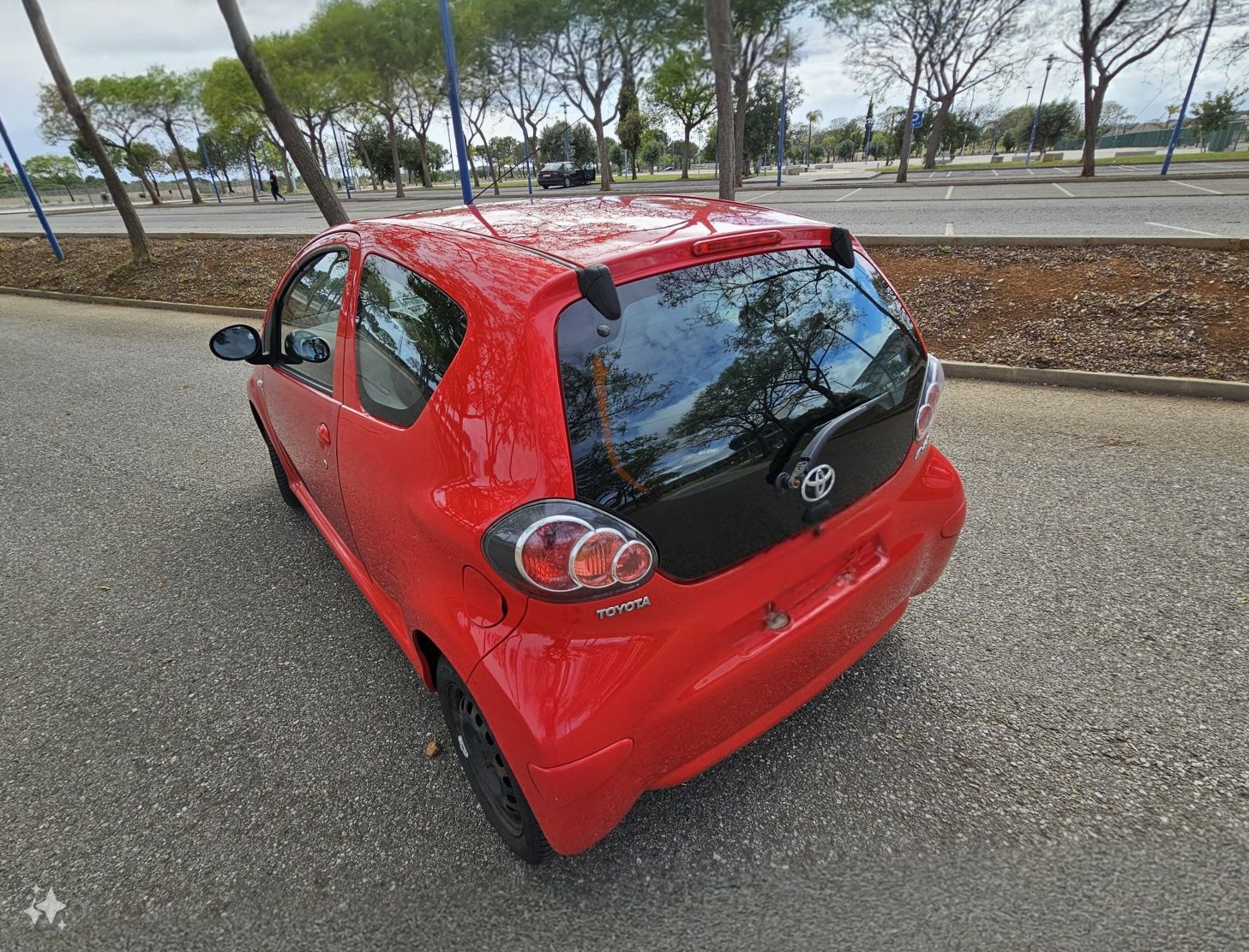 Toyota AYGO 1.0 económico