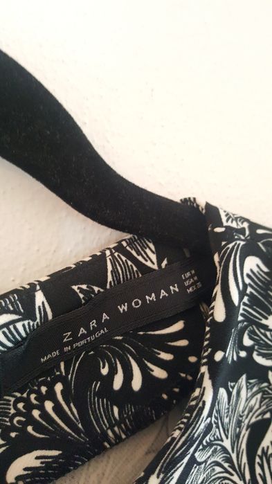 Vestido preto e branco da Zara como novo