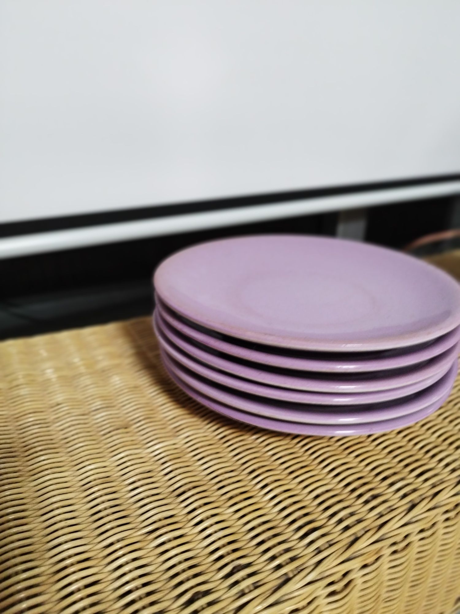 Conjunto de 6 pratos lilás da Iventary
