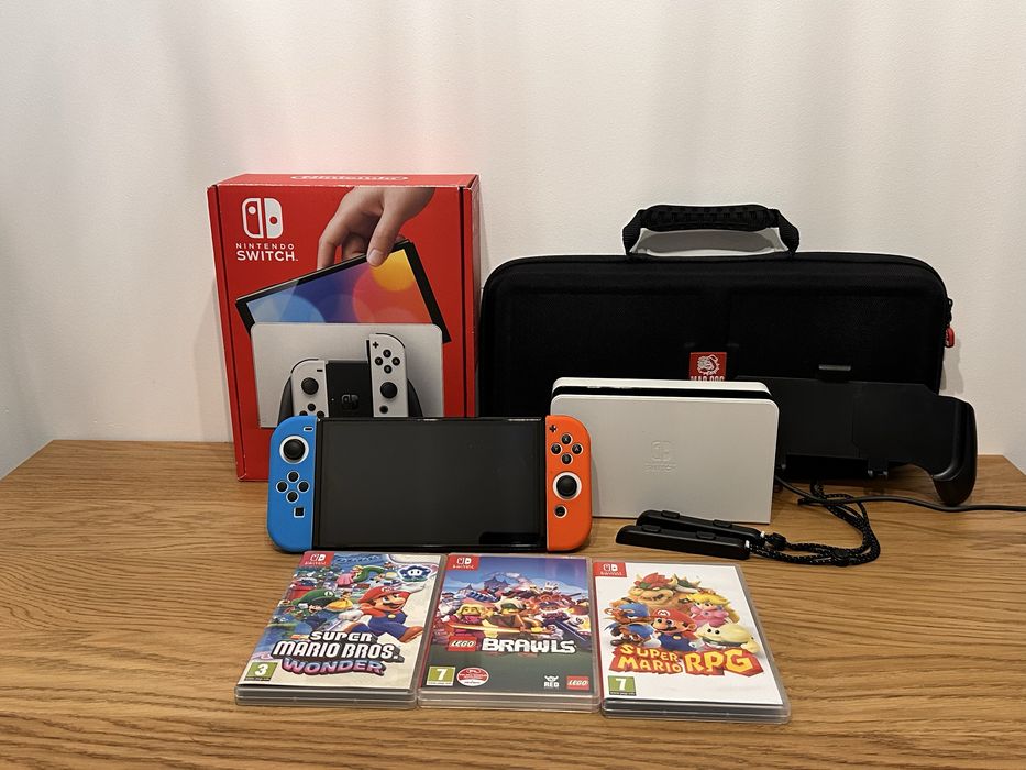 Konsola Nintendo Switch OLED