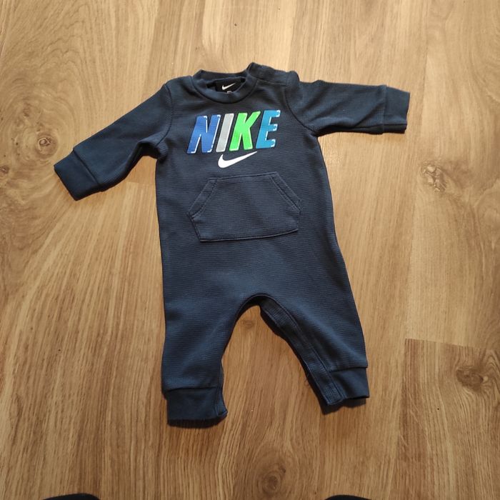 Pajacu dresowy Nike