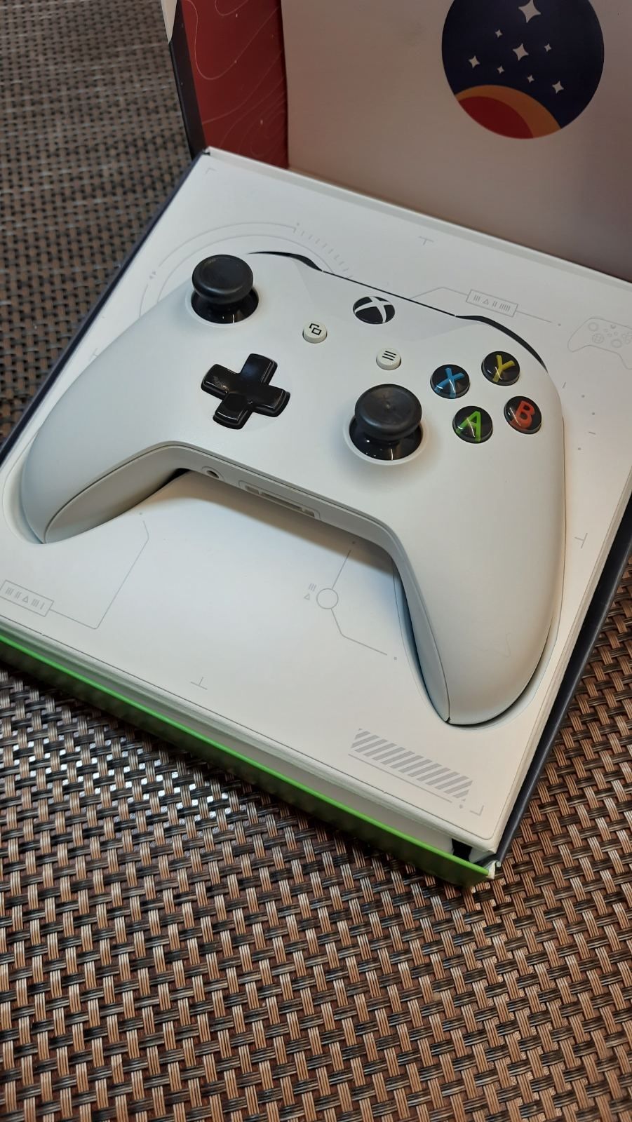 Геймпад Xbox One S Wireless Controller модель 1708