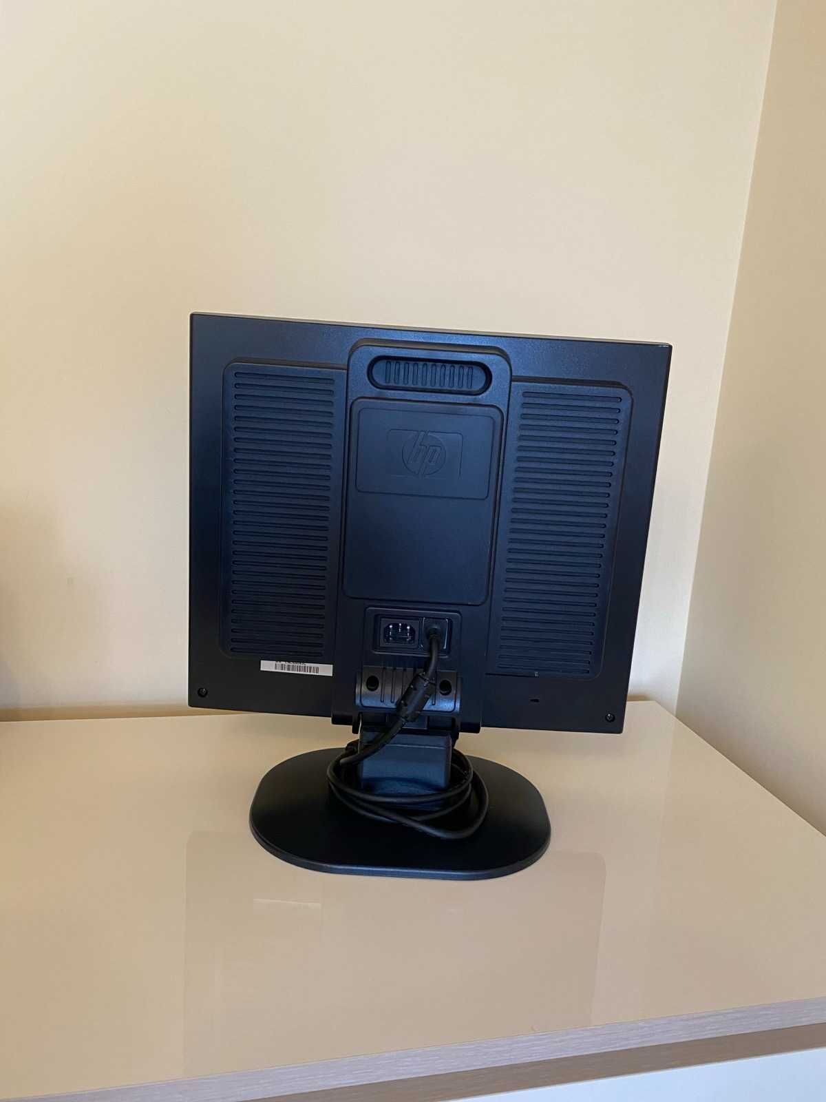 Монітор 17"  HP 1702
