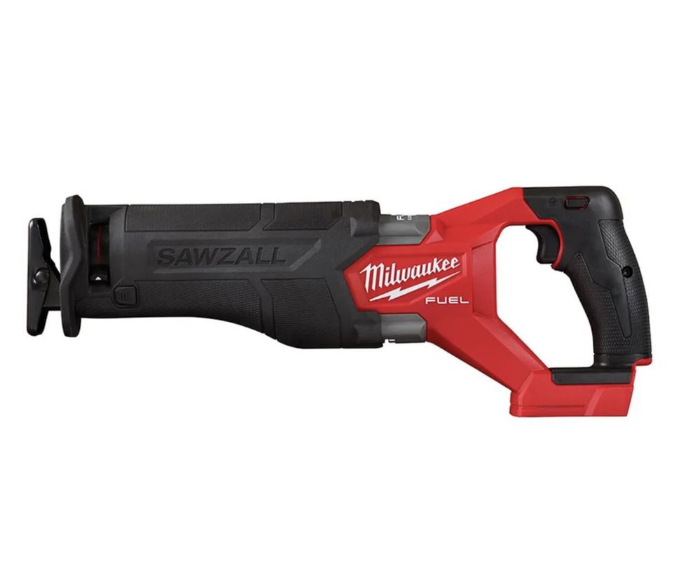 Бесщеточная сабельная пила Milwaukee M18 2821-20 FUEL