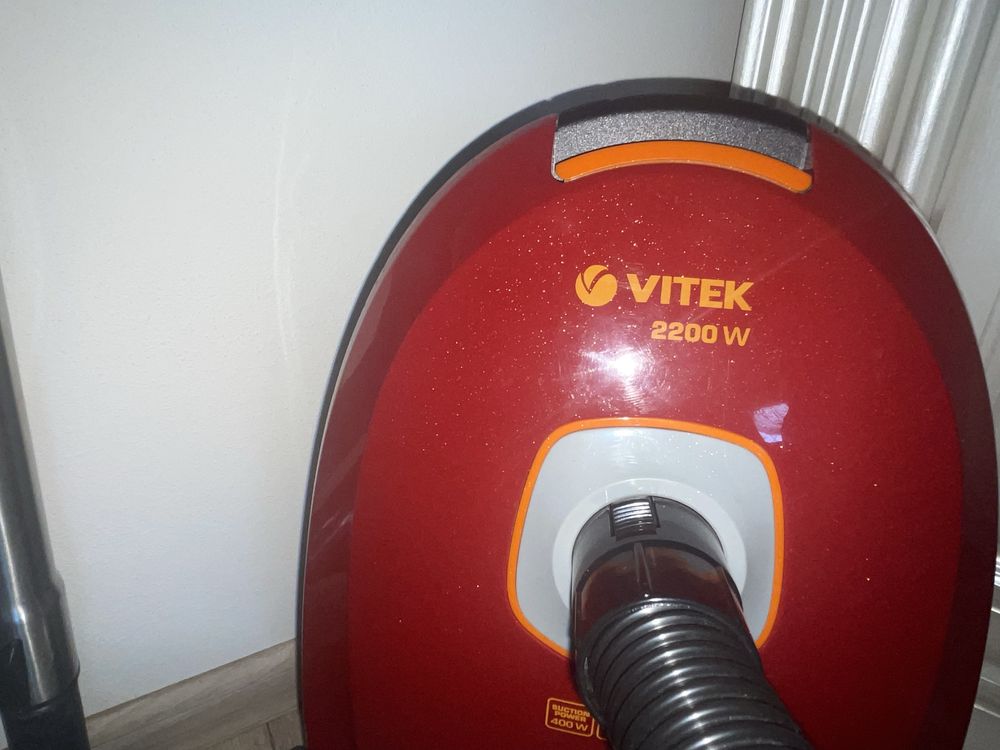 Пилосос vitek 2200 w