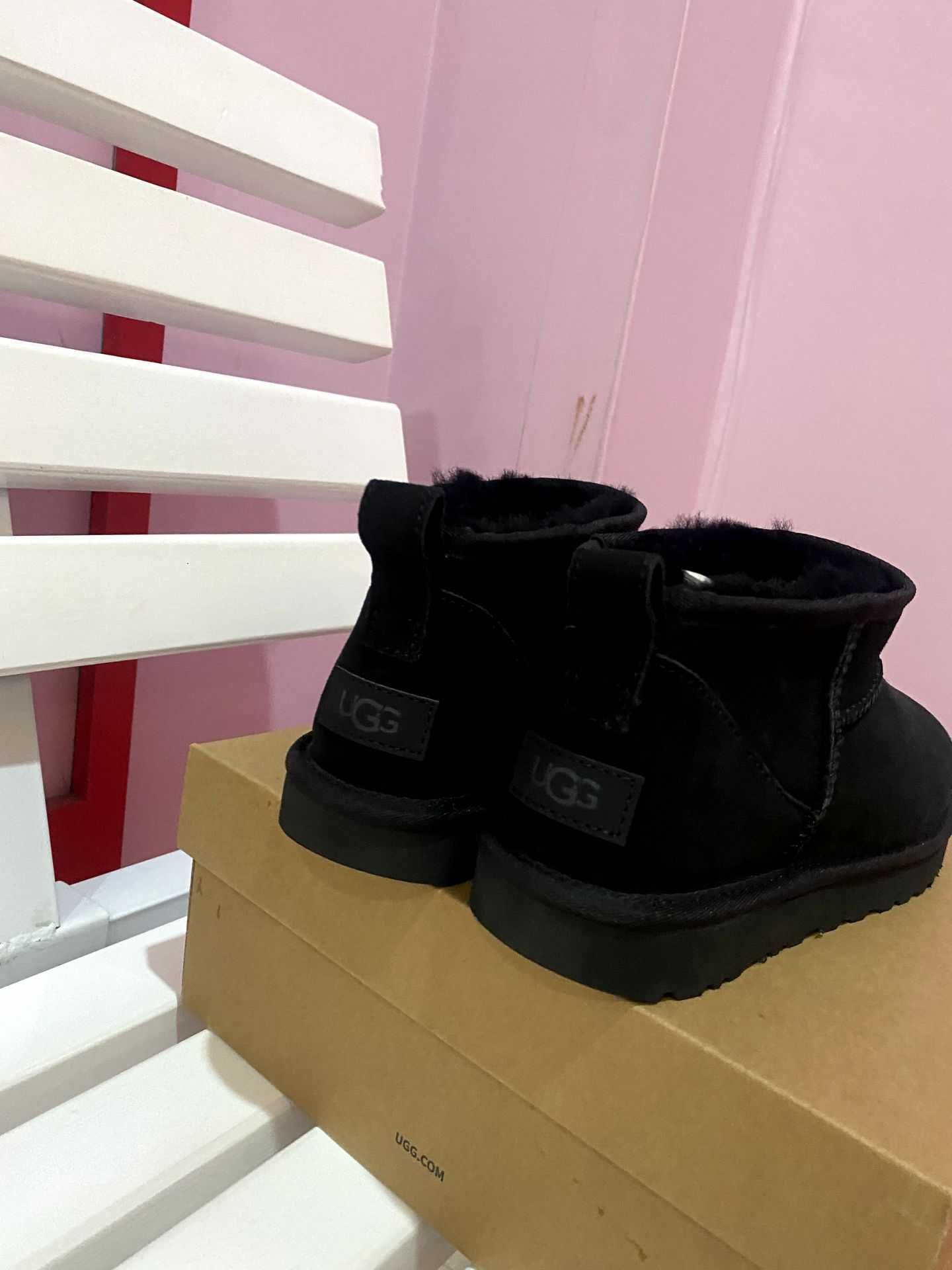 UGG Classic Ultra Mini Boot Black EU39