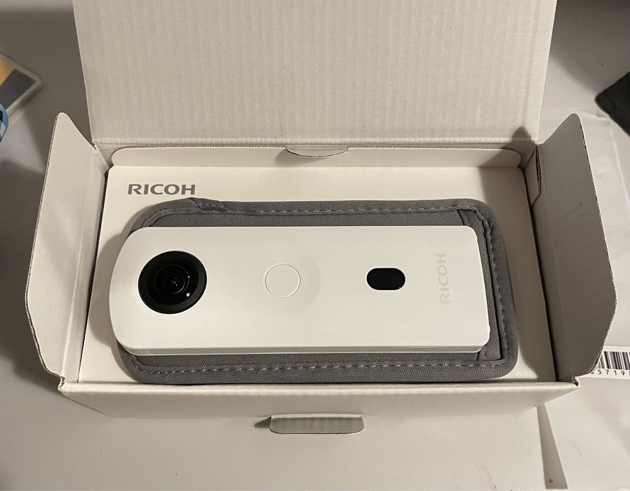 Kamera 360 Ricoh THETA SC2