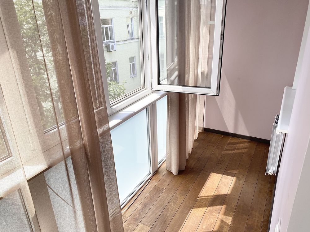 Продаж квартири Саксаганського/Тарасівська. 130 м.кв. Центр міста.