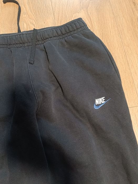 Спортивні штани Nike