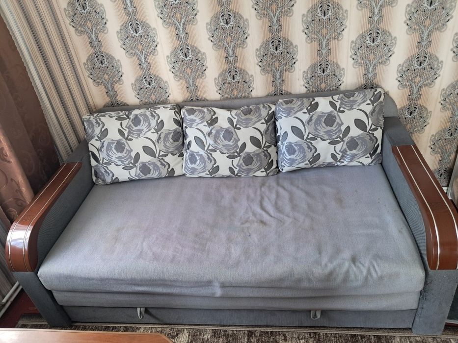 Розкладний диван